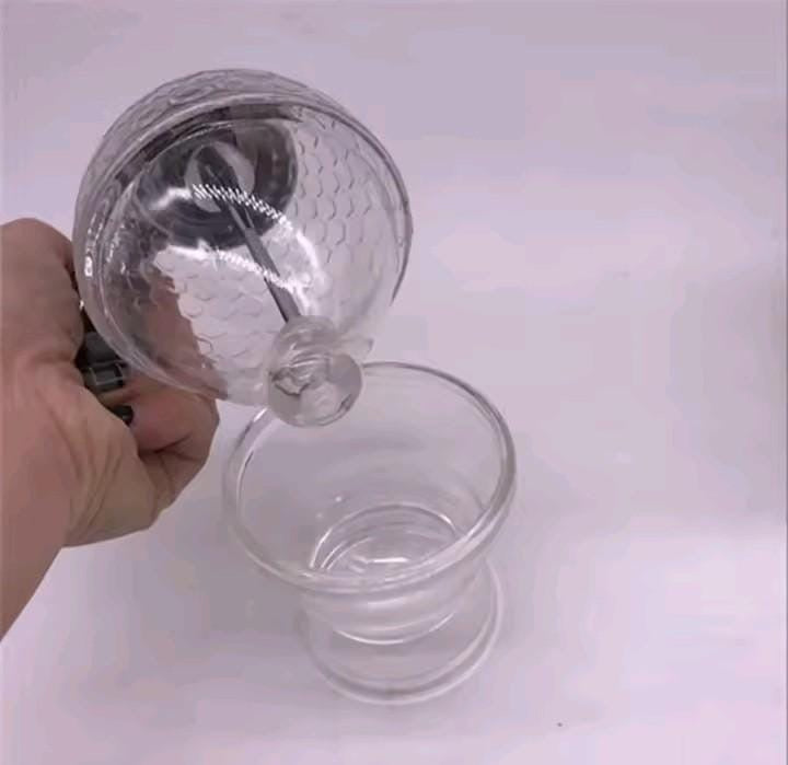 Honey jar