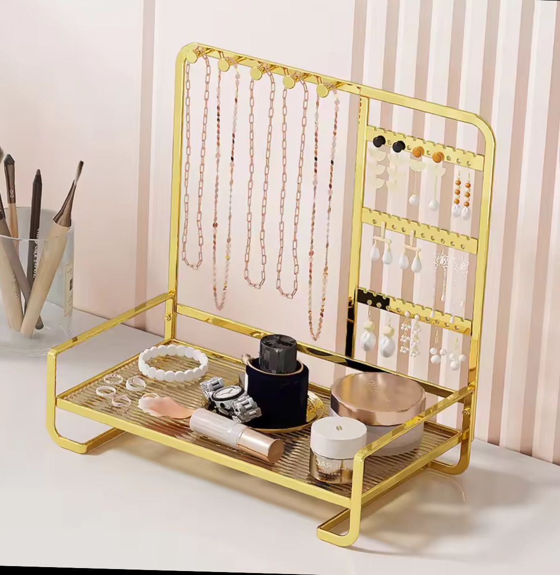 Elegant Metal Jewellery Stand