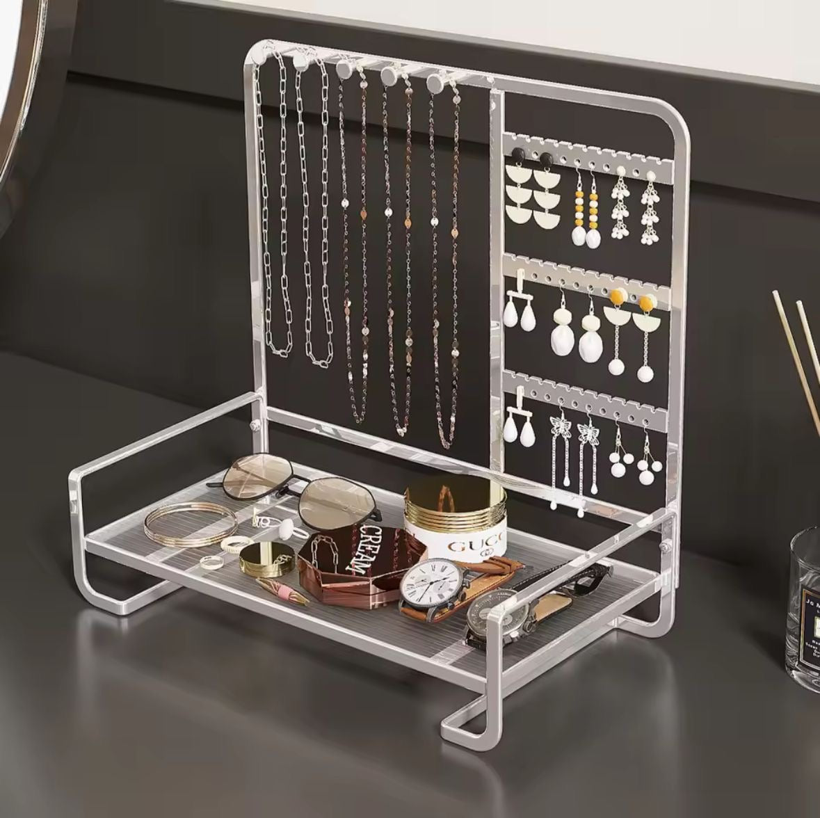 Elegant Metal Jewellery Stand